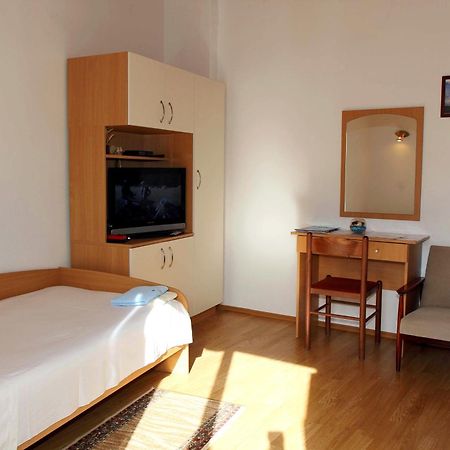 Apartments J&R Babara Biograd Na Moru Room photo