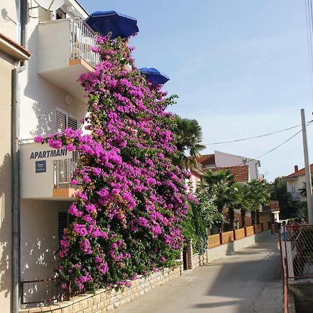 Apartments J&R Babara Biograd Na Moru Room photo
