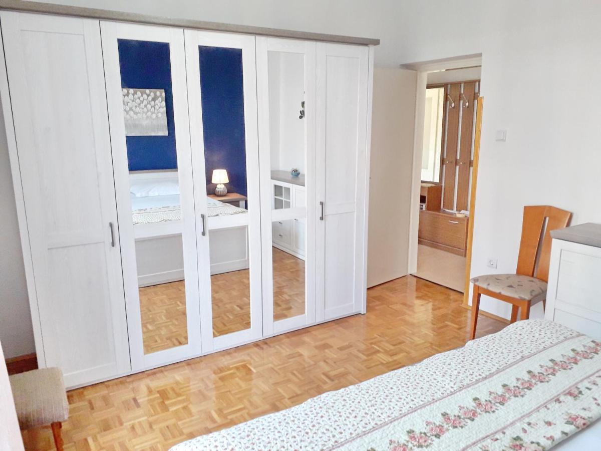 Apartments J&R Babara Biograd Na Moru Exterior photo