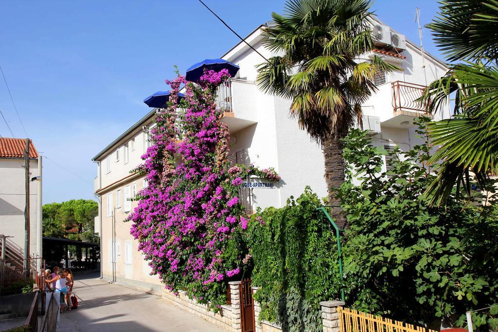 Apartments J&R Babara Biograd Na Moru Exterior photo