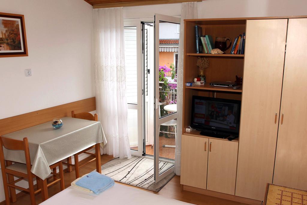 Apartments J&R Babara Biograd Na Moru Room photo
