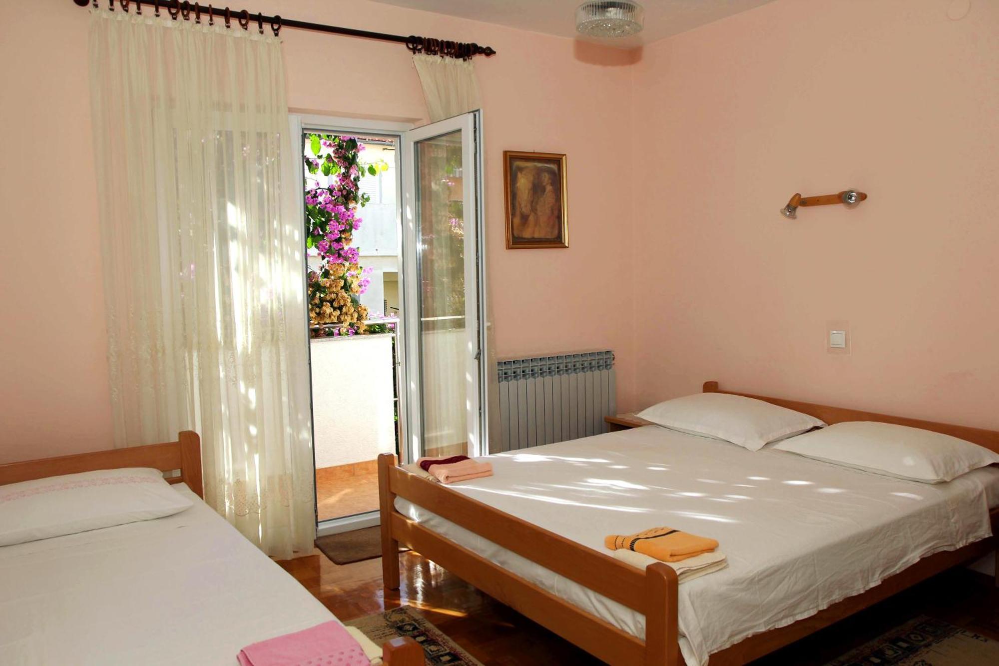 Apartments J&R Babara Biograd Na Moru Room photo